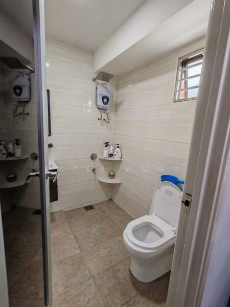 2-storey Terraced House for Sale in Bandar Dato Onn (Tebrau) - Ester Wong - Bathroom - PropertyGuru.com.my