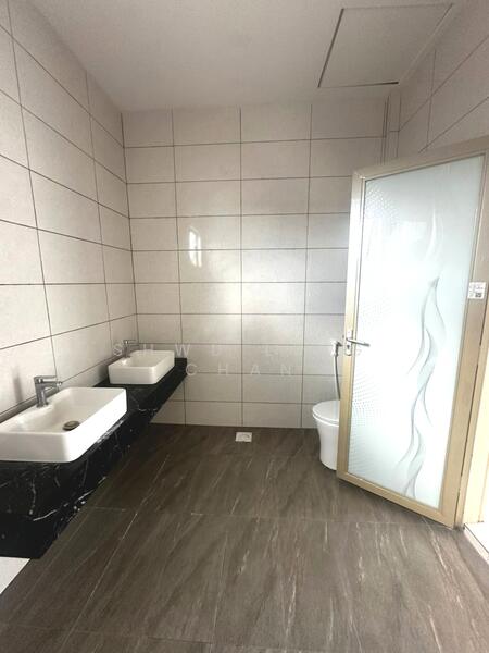 Semi-Detached House for Sale in Kotasas (Kuantan) - Shwu Ling Chan - Bathroom - PropertyGuru.com.my