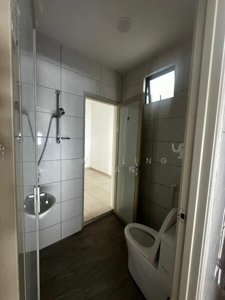 Semi-Detached House for Sale in Kotasas (Kuantan) - Shwu Ling Chan - Bathroom - PropertyGuru.com.my