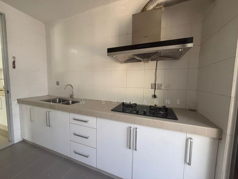 SummerGlades @ Cyberjaya untuk Untuk Disewa - RM 3,800 /bulan, Feb 2026 - Kitchen - PropertyGuru.com.my