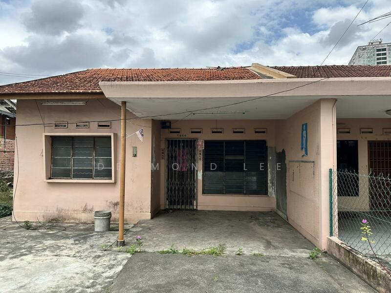 Shop for Rent in Taman Abad (Johor Bahru) - Desmond Lee - Exterior - PropertyGuru.com.my