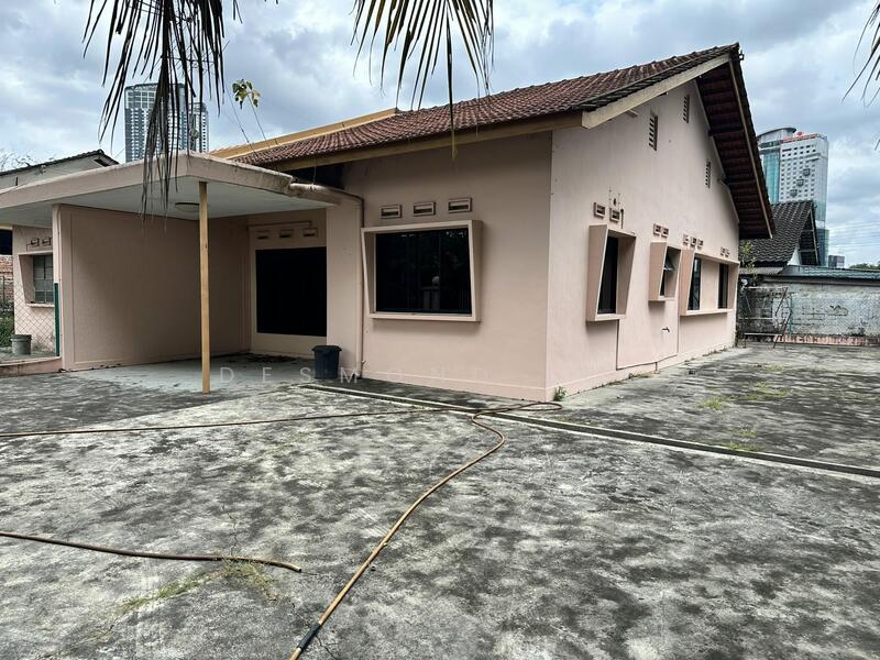 Shop for Rent in Taman Abad (Johor Bahru) - Desmond Lee - Exterior - PropertyGuru.com.my