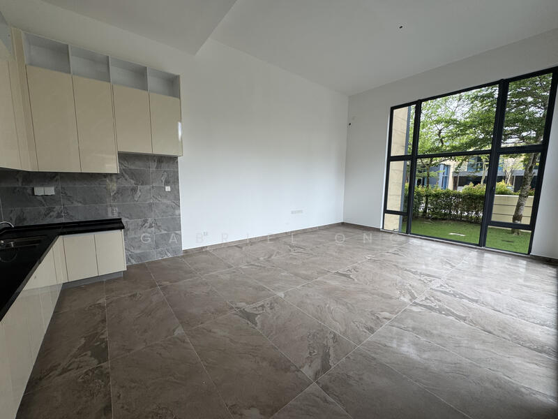 Cluster House for Sale in Forest City (Gelang Patah) - Gabriel Ong - Kitchen - PropertyGuru.com.my
