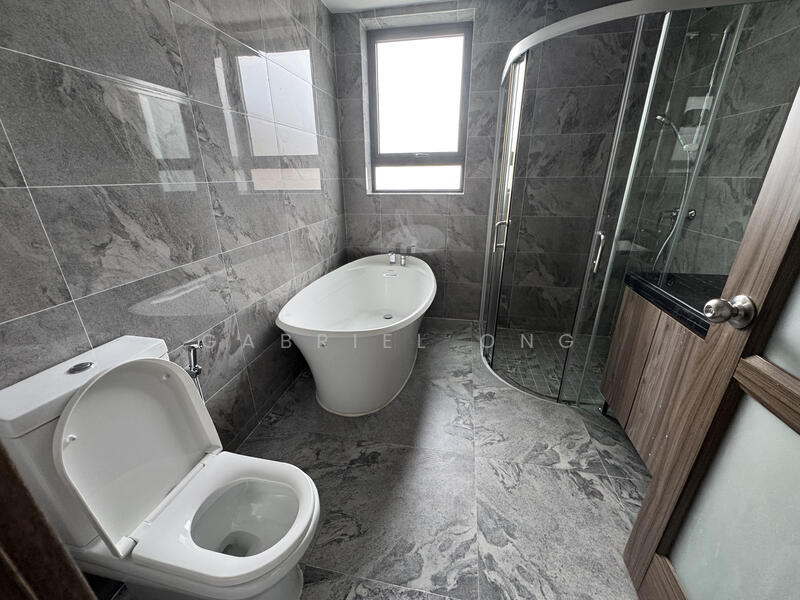 Cluster House for Sale in Forest City (Gelang Patah) - Gabriel Ong - Bathroom - PropertyGuru.com.my