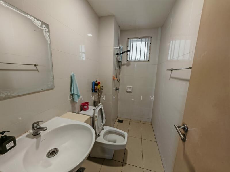 Oasis Ara Damansara untuk Untuk Disewa - RM 2,500 /bulan, Feb 2026 - Bathroom - PropertyGuru.com.my