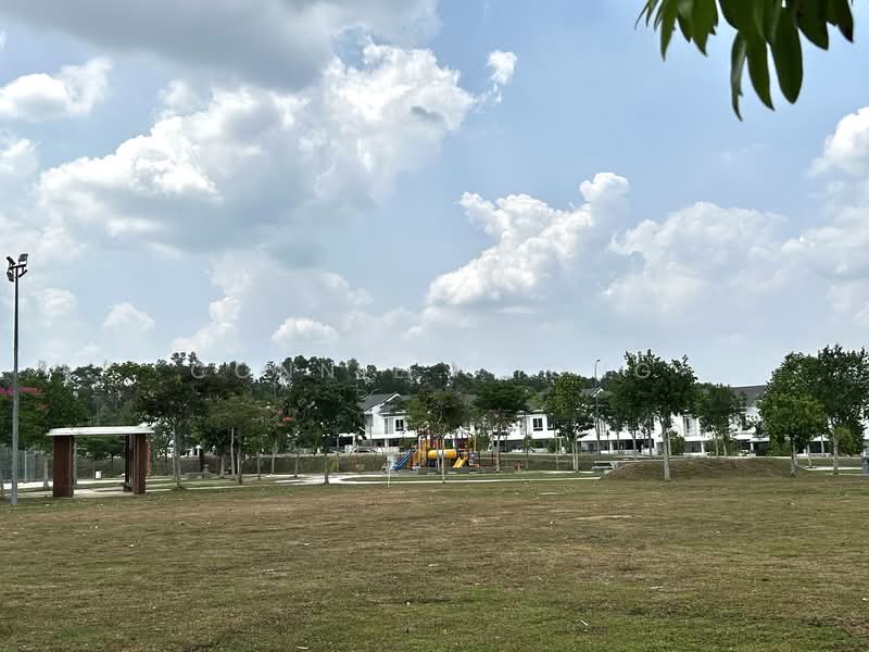 Rumah Teres 2 Tingkat untuk Dijual di Bandar Sri Sendayan (Negeri Sembilan) - Connie Chong - Exterior - PropertyGuru.com.my