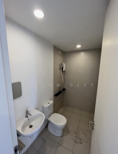 Condominium for Sale at Windows on The Park - Kelton Seet - Bathroom - PropertyGuru.com.my