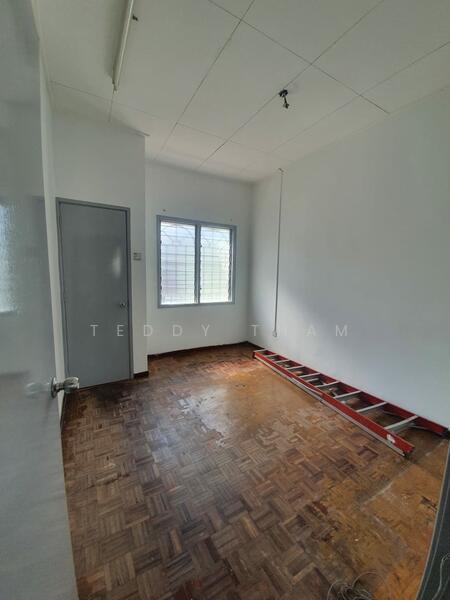2-storey Terraced House for Sale in Taman Desa Tasek (Bandar Tasik Selatan) - Teddy Tham - Interior - PropertyGuru.com.my