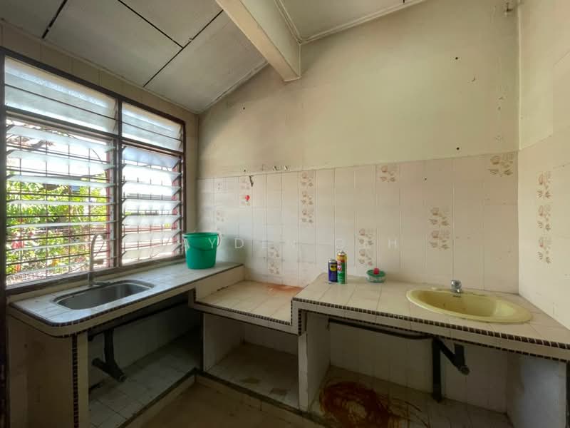 1-storey Terraced House for Sale in Taman Sultan Abdul Halim (Alor Setar) - Jayden Geh - Kitchen - PropertyGuru.com.my