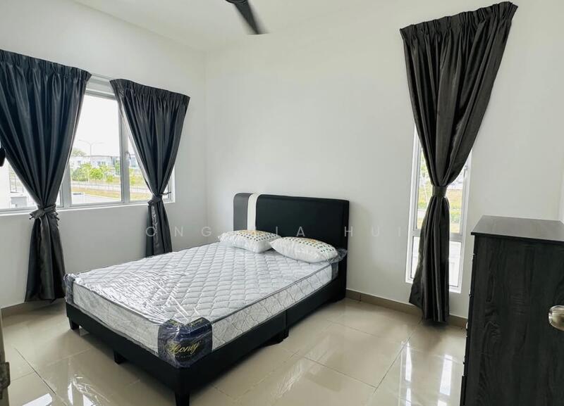 2-storey Terraced House for Rent in Bandar Springhill (Port Dickson) - Ong Jia Hui - Bedroom - PropertyGuru.com.my