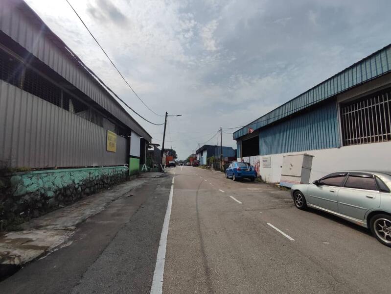 Semi-D Factory for Rent in Kawasan Perindustrian Taman Johor (Johor Bahru) - Savy Law - Exterior - PropertyGuru.com.my