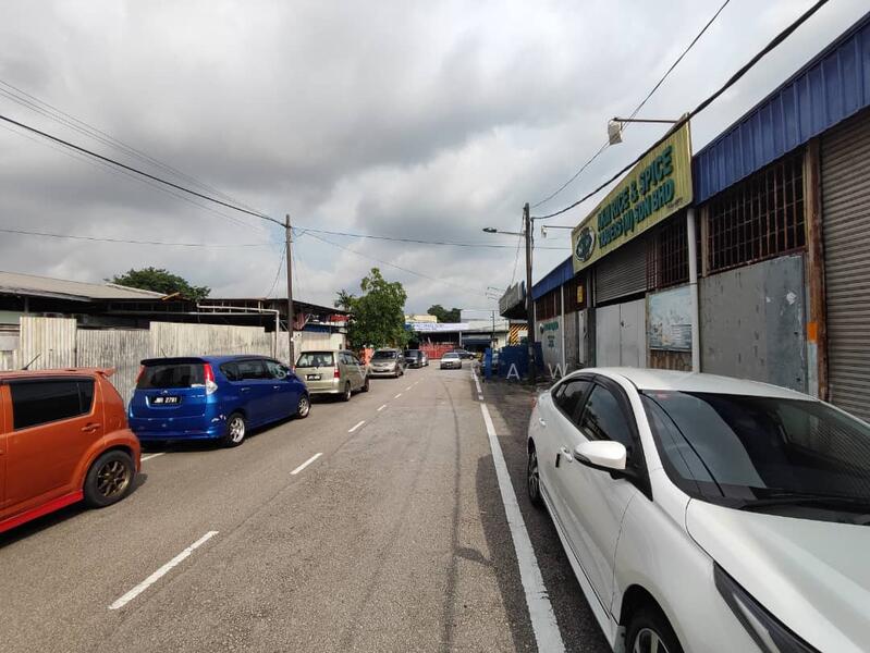 Semi-D Factory for Rent in Kawasan Perindustrian Taman Johor (Johor Bahru) - Savy Law - Exterior - PropertyGuru.com.my