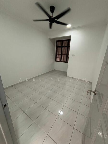 2-storey Terraced House for Sale in Taman Desa Cemerlang (Ulu Tiram) - Adeline Soh - Interior - PropertyGuru.com.my