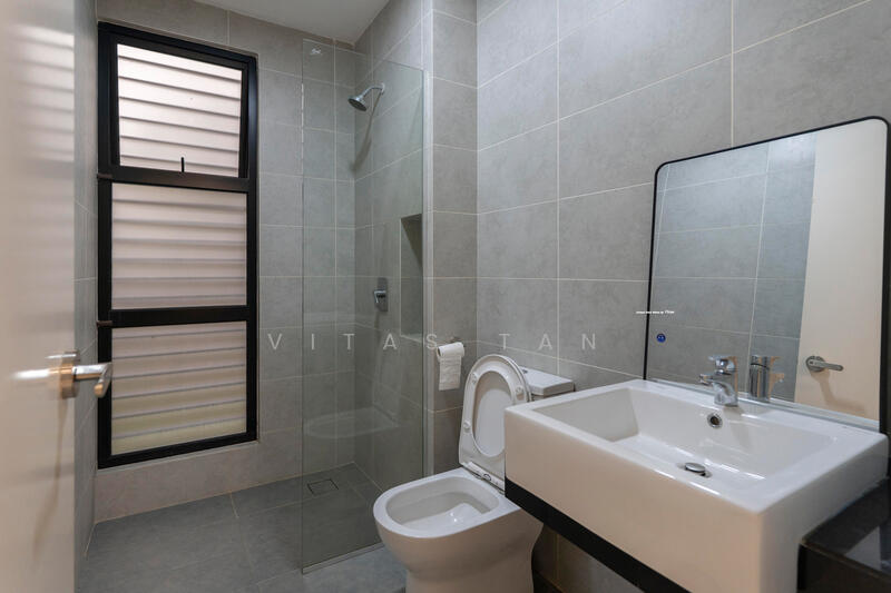 Semi-Detached House for Rent in Setia Alam (Selangor) - Vitas Tan - Bathroom - PropertyGuru.com.my