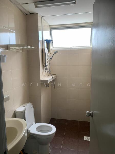 Condominium for Sale at Platinum Lake PV 20 - Welson Moo - Bathroom - PropertyGuru.com.my