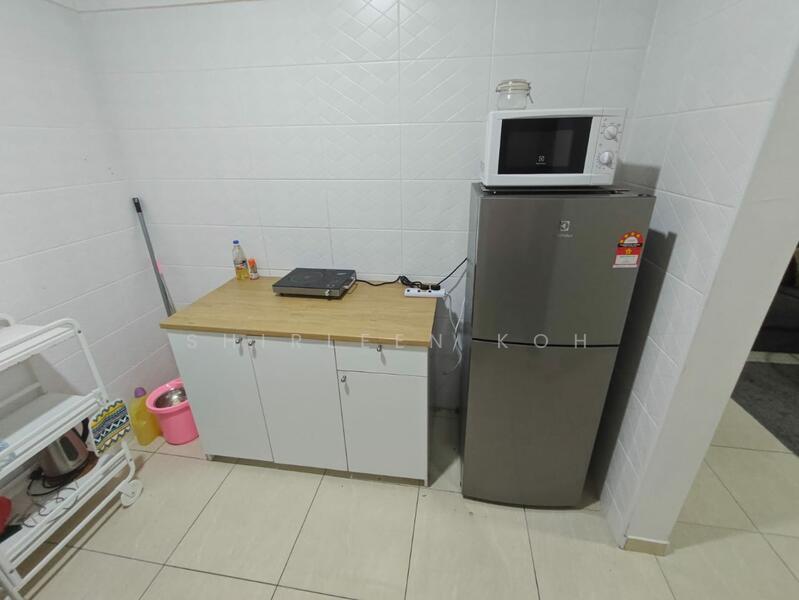 Service Residence for Rent at Sky Breeze Service Apartment - Shirleen Koh - Kitchen - PropertyGuru.com.my