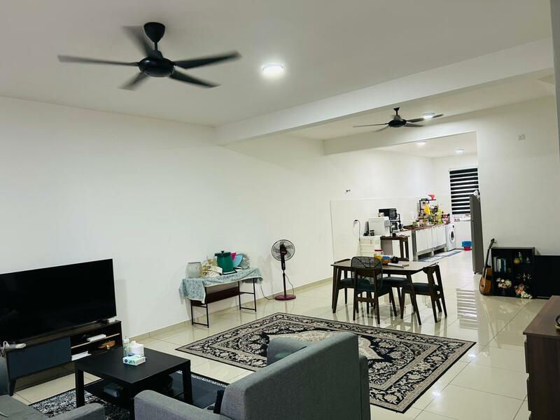 Terraced House for Sale in Bandar Sri Sendayan (Negeri Sembilan) - Imran Isa - Living Room - PropertyGuru.com.my