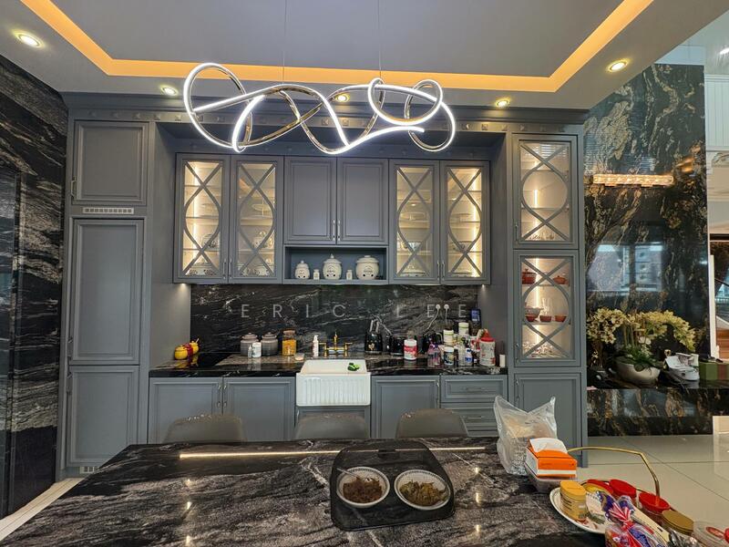 Senibong Cove - Isola Grandeur untuk Untuk Dijual - RM 6,500,000, Feb 2026 - Kitchen - PropertyGuru.com.my