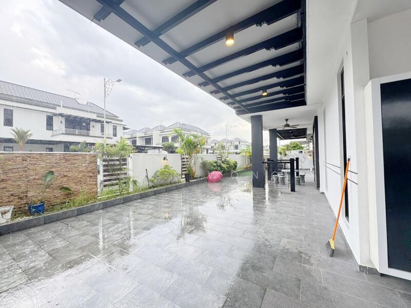 2-storey Terraced House for Sale in Johor Bahru (Johor) - Bess Wong - Exterior - PropertyGuru.com.my
