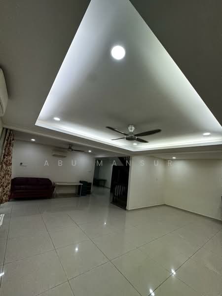 2-storey Terraced House for Sale in Taman Teluk Pulai (Klang) - Abu Mansur - Living Room - PropertyGuru.com.my