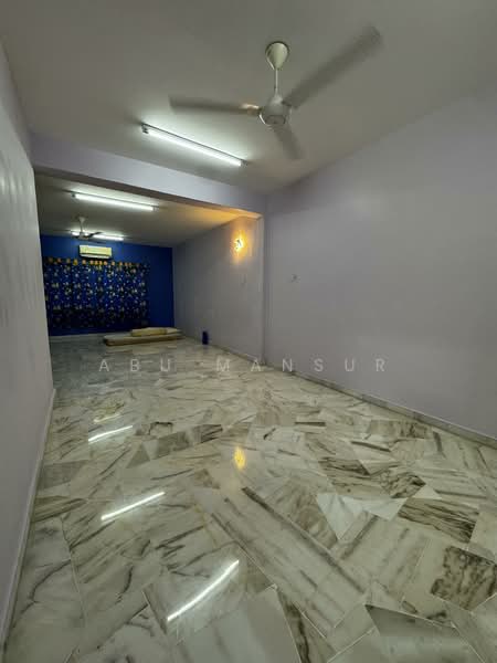 Rumah Teres 2 Tingkat untuk Dijual di Taman Teluk Pulai (Klang) - Abu Mansur - Interior - PropertyGuru.com.my