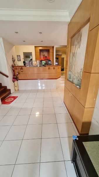 Semi-Detached House for Sale in Seri Kembangan (Selangor) - Key Ling - Entrance - PropertyGuru.com.my
