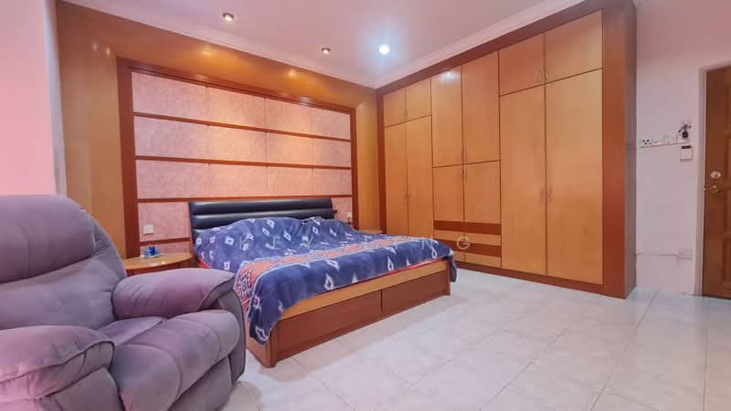 Semi-Detached House for Sale in Seri Kembangan (Selangor) - Key Ling - Bedroom - PropertyGuru.com.my