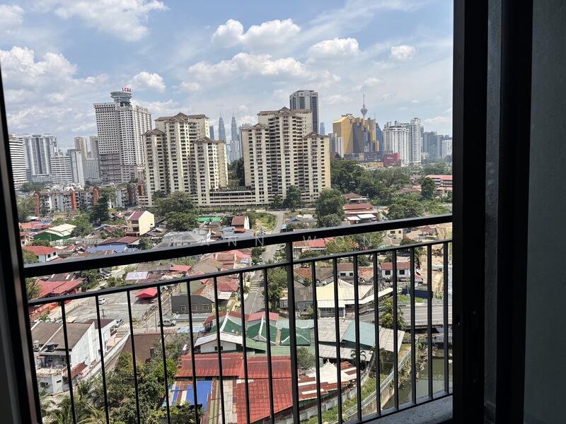 Residensi Max untuk Untuk Disewa - RM 1,600 /bulan, Feb 2026 - View - PropertyGuru.com.my