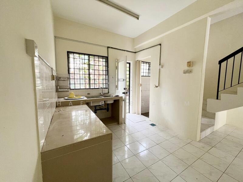 2-storey Terraced House for Rent in Taman Bukit Permai (Cheras) - Shafiq Ibrahim - Kitchen - PropertyGuru.com.my