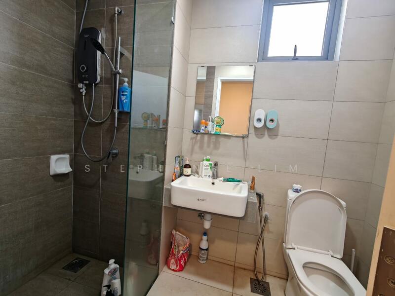 Service Residence for Sale at Gravit8, Klang - Stephanie Lim - PropertyGuru.com.my