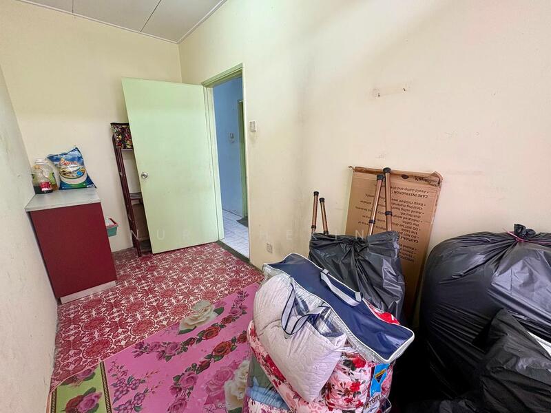 1-storey Terraced House for Sale in Bandar Tasik Kesuma (Beranang) - Nurashekin . - Interior - PropertyGuru.com.my