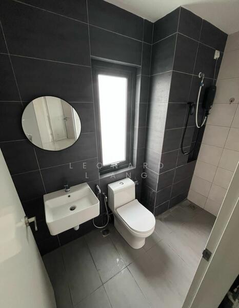 Service Residence for Sale at Horizon Suites - Leonard Liang - Bathroom - PropertyGuru.com.my