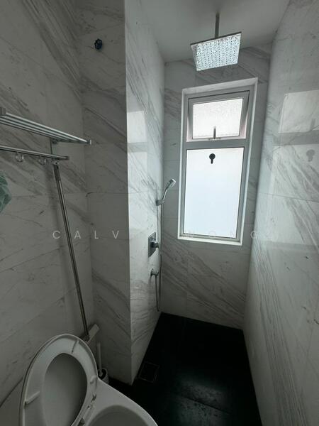 Service Residence for Sale at TriTower Residence @ Johor Bahru Sentral - Calvin Wong - Bathroom - PropertyGuru.com.my