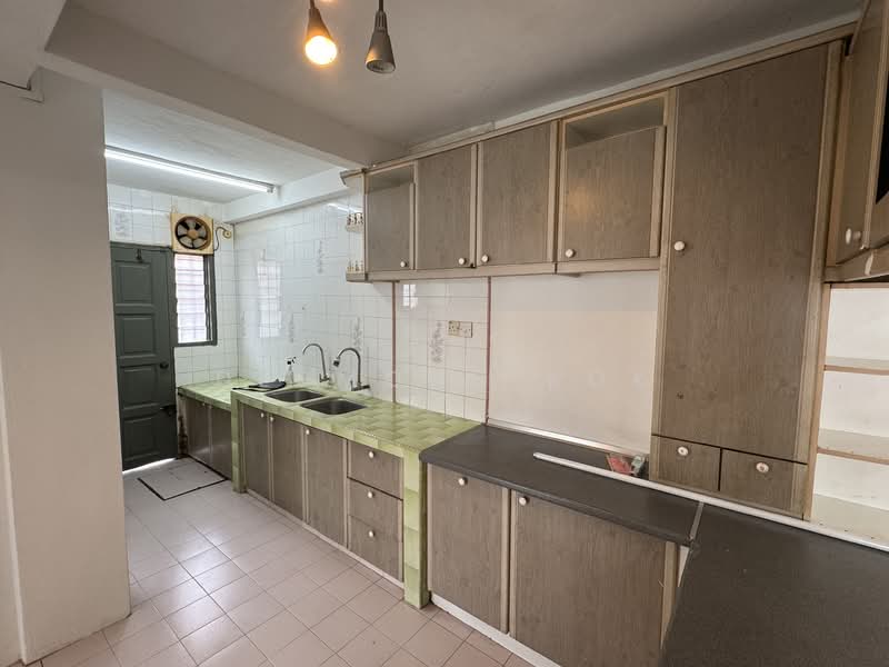 Kepong baru untuk Untuk Dijual - RM 750,000, Apr 2026 - Kitchen - PropertyGuru.com.my