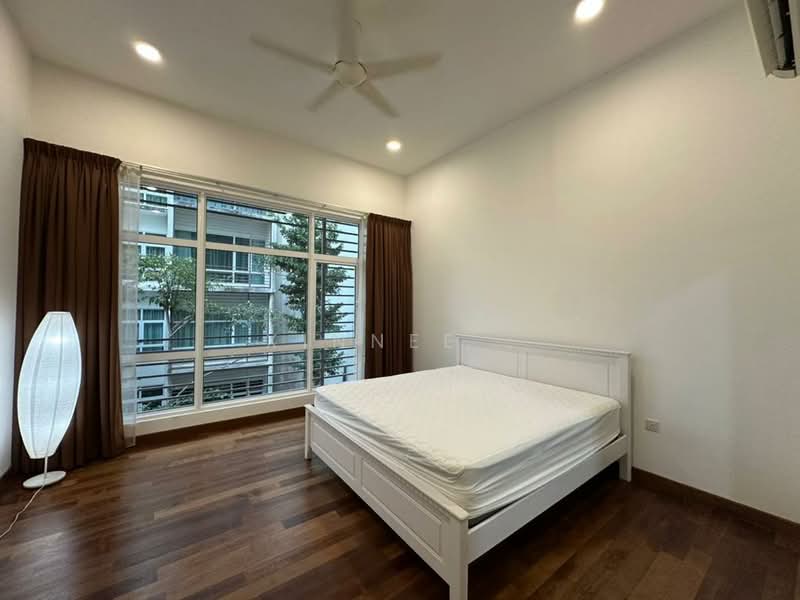 Ferringhi Residence untuk Untuk Disewa - RM 2,200 /bulan, Mac 2026 - Bedroom - PropertyGuru.com.my