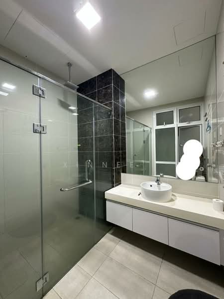 Ferringhi Residence untuk Untuk Disewa - RM 2,200 /bulan, Mac 2026 - Bathroom - PropertyGuru.com.my