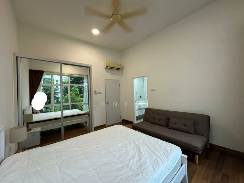Ferringhi Residence untuk Untuk Disewa - RM 2,200 /bulan, Mac 2026 - Bedroom - PropertyGuru.com.my