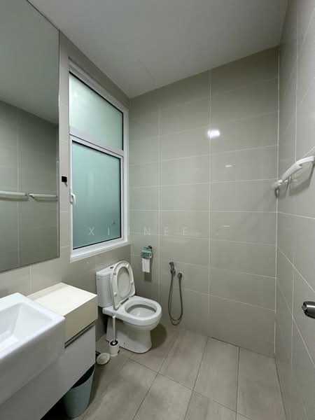 Ferringhi Residence untuk Untuk Disewa - RM 2,200 /bulan, Mac 2026 - Bathroom - PropertyGuru.com.my