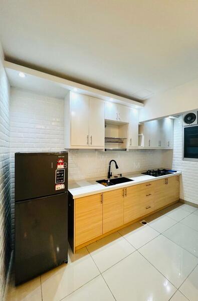 Condominium for Sale at Residensi Zamrud - Hawa Ibrahim - Kitchen - PropertyGuru.com.my