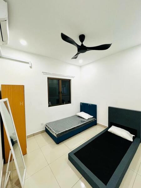 Condominium for Sale at Residensi Zamrud - Hawa Ibrahim - Bedroom - PropertyGuru.com.my