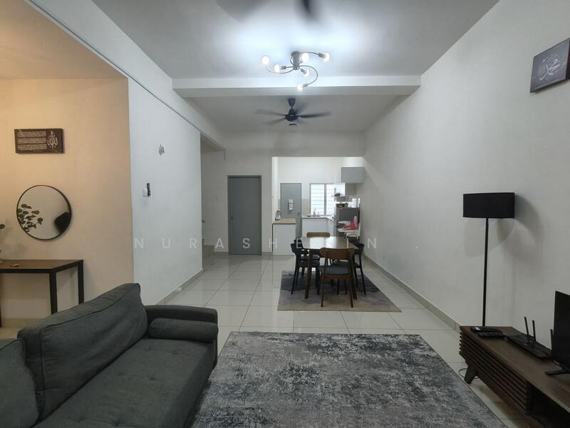 Taman Jenderam Idaman untuk Untuk Dijual - RM 530,000, Apr 2026 - Living Room - PropertyGuru.com.my