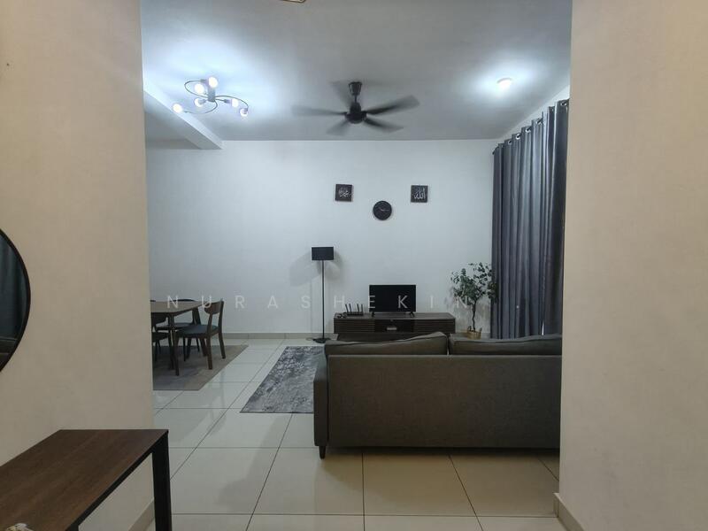 Taman Jenderam Idaman untuk Untuk Dijual - RM 530,000, Apr 2026 - Living Room - PropertyGuru.com.my