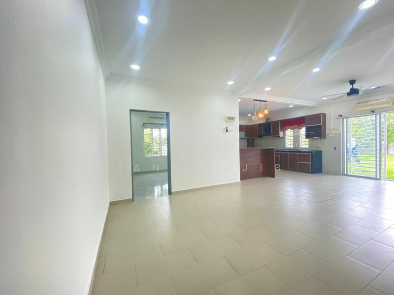 Living Room Alam Suria