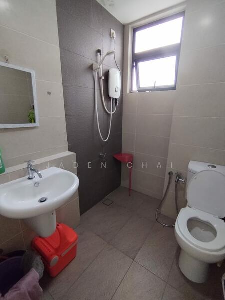 Condominium for Sale at Ascenda Residence @ Skyarena - Jaden Chai - Bathroom - PropertyGuru.com.my
