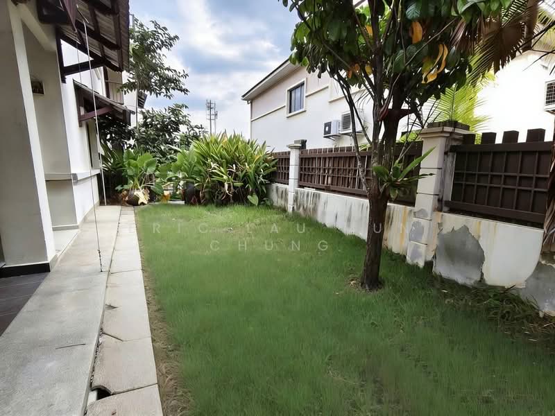 Rumah Teres 2.5 Tingkat untuk Dijual di Puchong (Selangor) - Eric Lau Mun Chung - Exterior - PropertyGuru.com.my