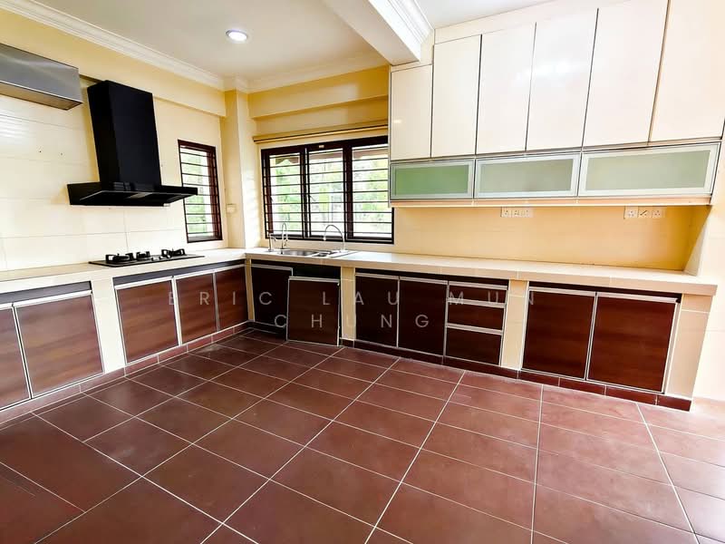 Rumah Teres 2.5 Tingkat untuk Dijual di Puchong (Selangor) - Eric Lau Mun Chung - PropertyGuru.com.my