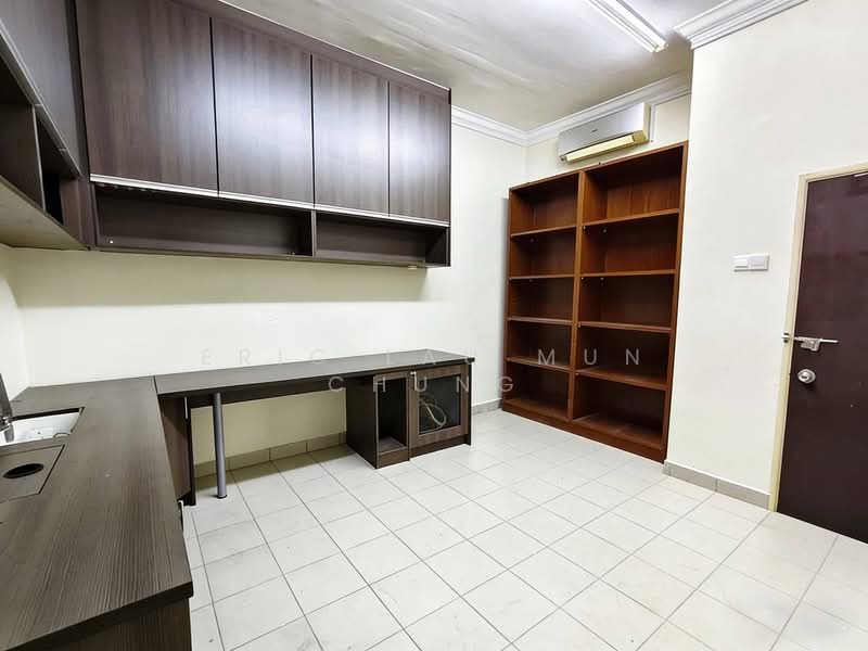 Rumah Teres 2.5 Tingkat untuk Dijual di Puchong (Selangor) - Eric Lau Mun Chung - PropertyGuru.com.my