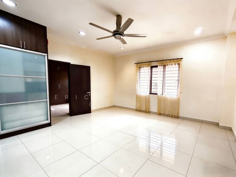 Rumah Teres 2.5 Tingkat untuk Dijual di Puchong (Selangor) - Eric Lau Mun Chung - PropertyGuru.com.my