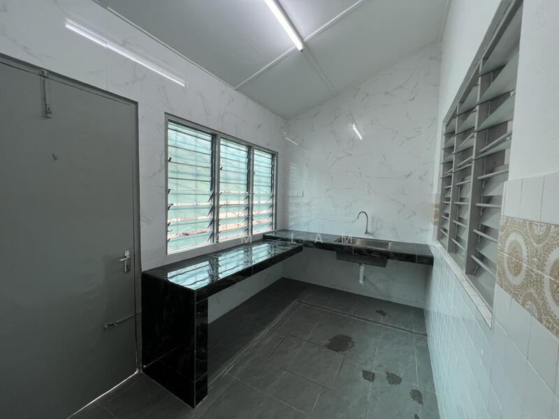 1-storey Terraced House for Sale in Taman Boon Bak (Ipoh) - Sam Lam - Kitchen - PropertyGuru.com.my