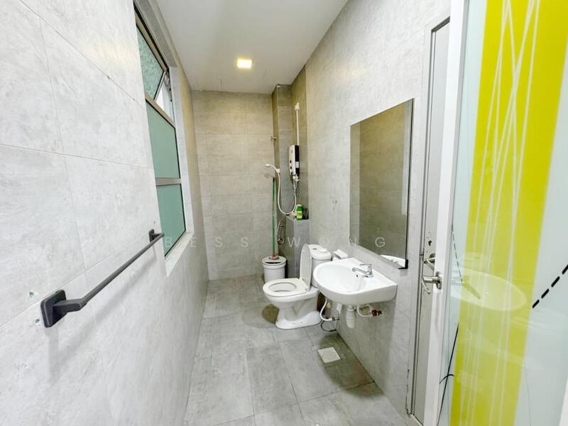 2-storey Terraced House for Sale in Ulu Tiram (Johor) - Bess Wong - Bathroom - PropertyGuru.com.my